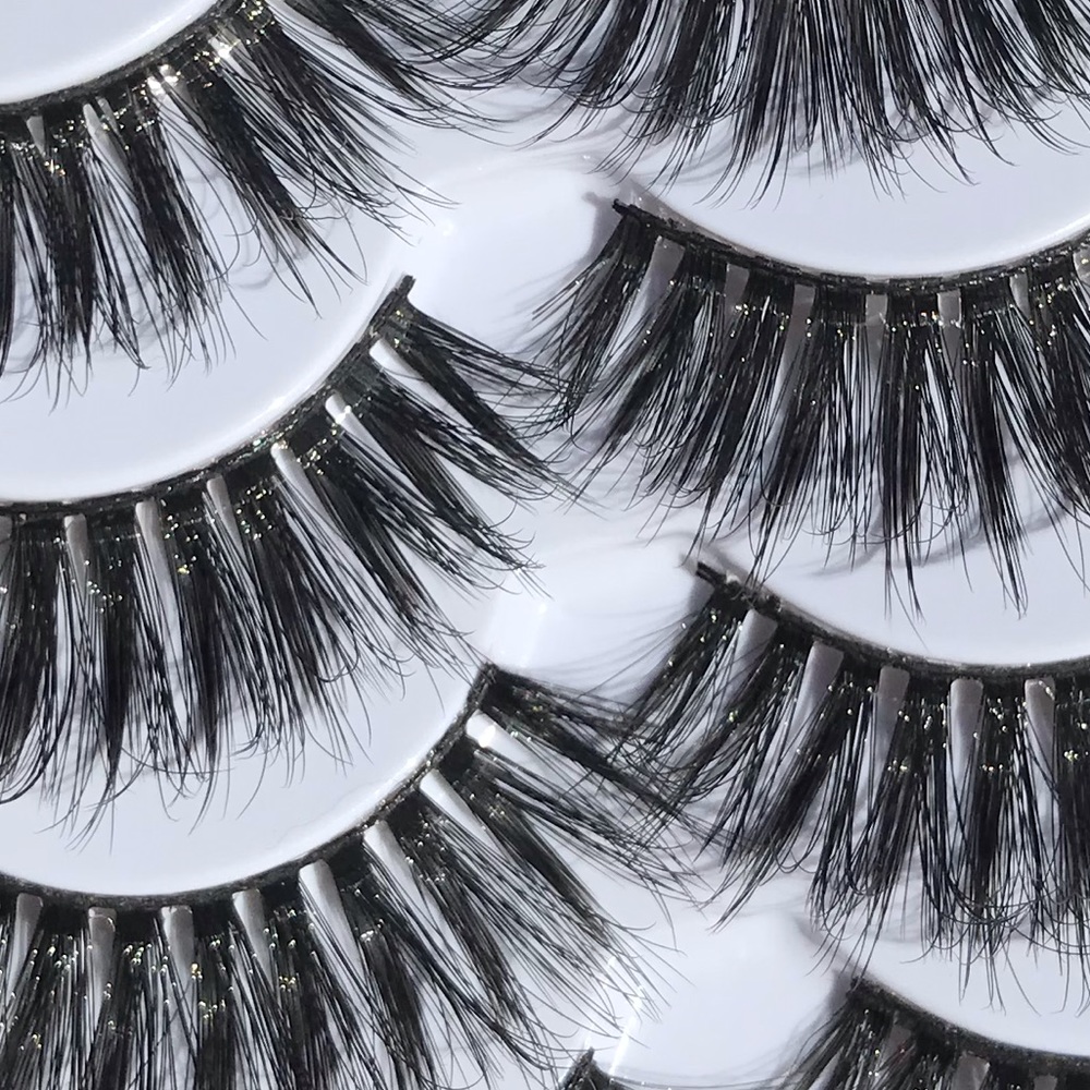 NEW!! 🔥 SEMI WISPY MINK FULL LASHES - Picture 7 of 7